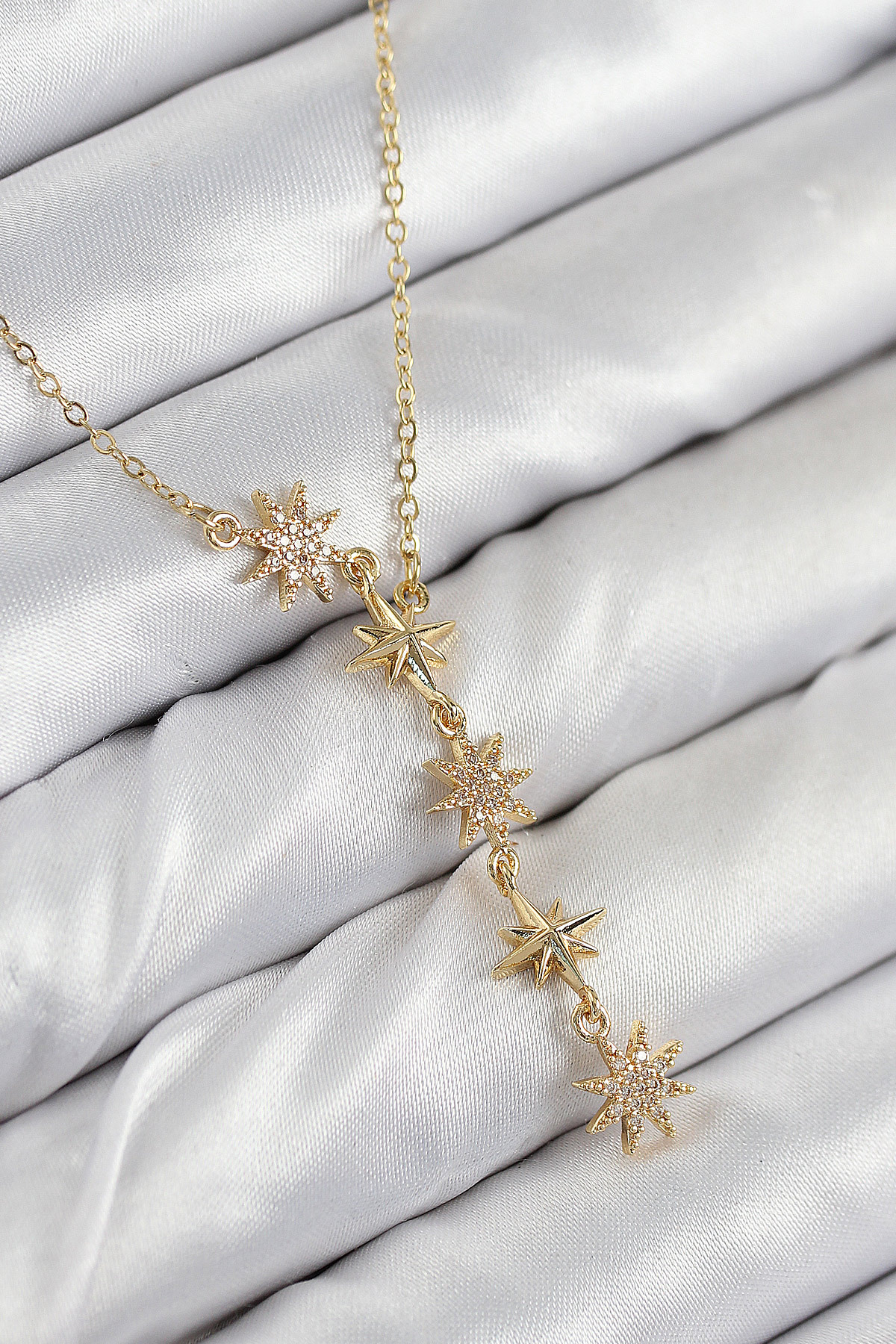 316L Çelik Yıldız Model Gold Renk Kadın Kolye